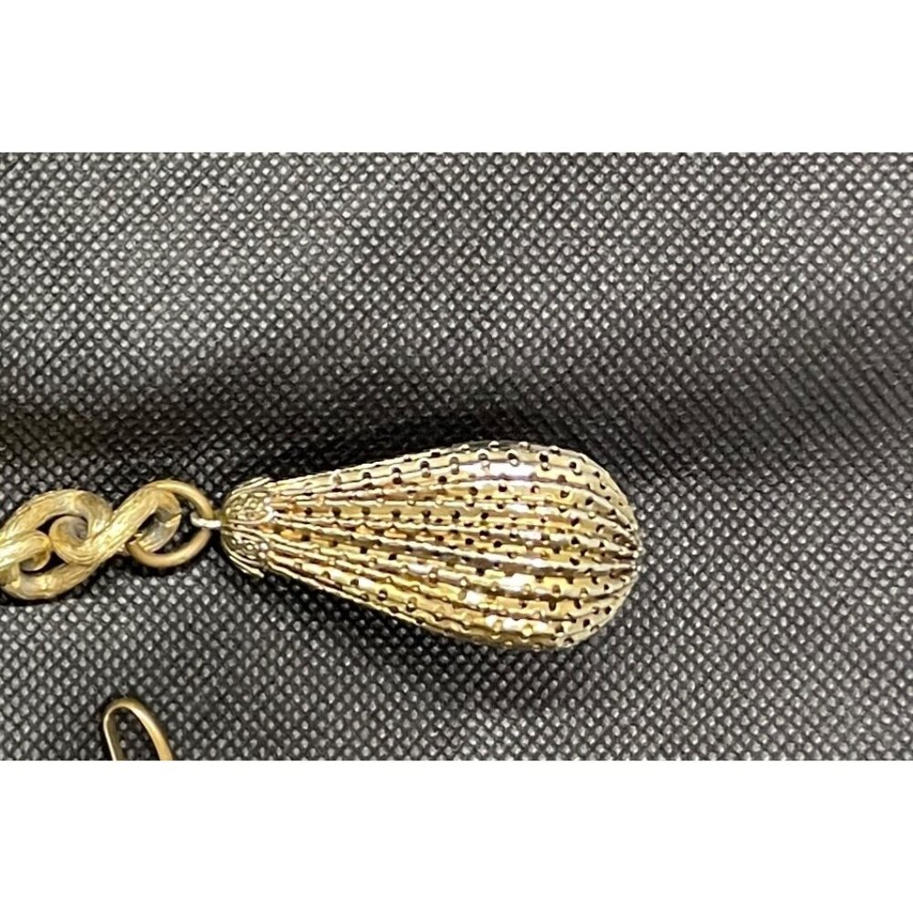 Vintage Gold Tone Chain and Teardrop Tassel MCM Belt/Necklace 36” - Picture 5 of 5
